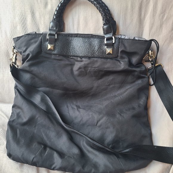 L.A.M.B by Gwen Stephine: expandable tote - Picture 3 of 6